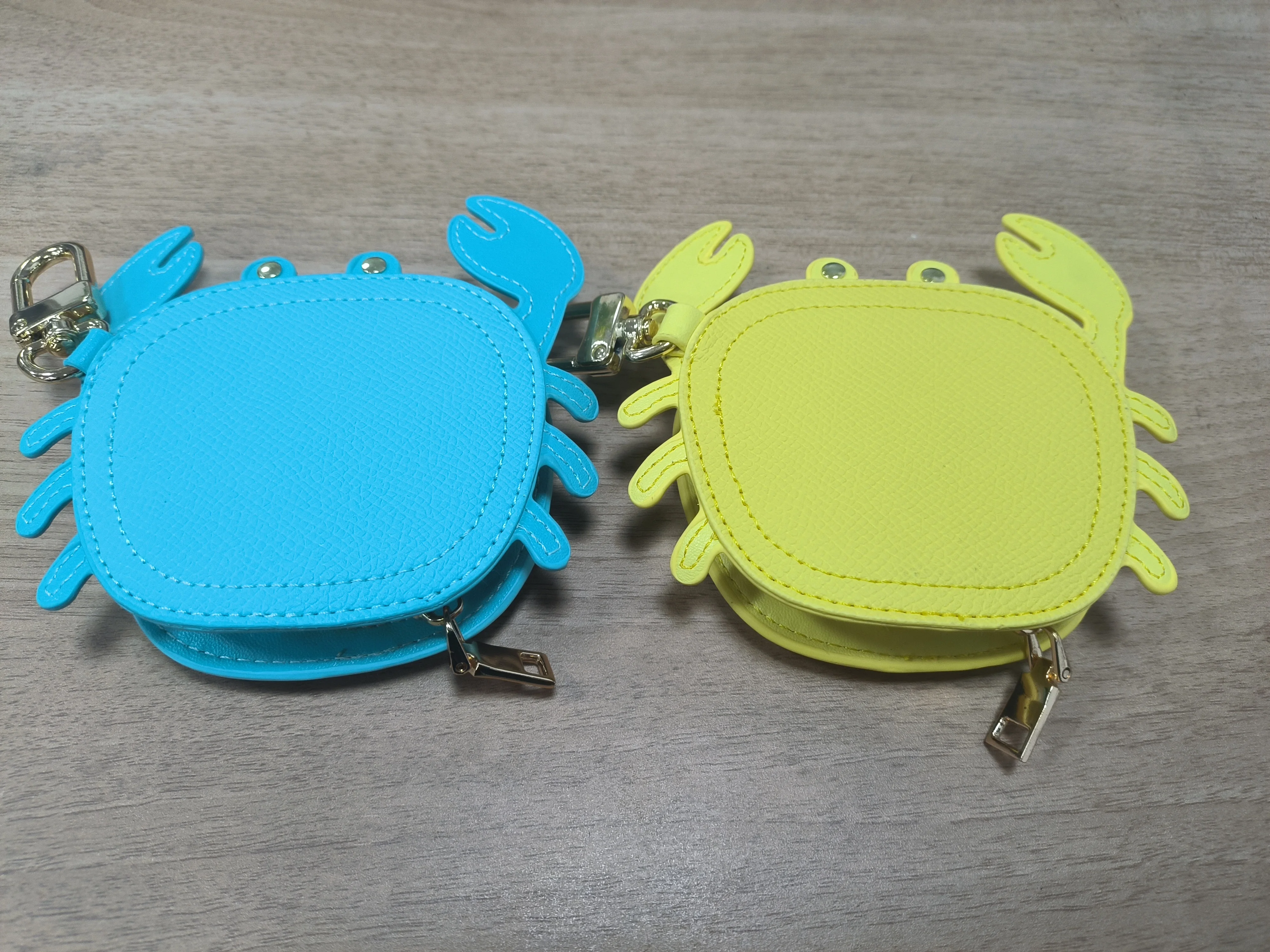 Crab Coin Purse Bag Charm Pendant,Mini Wallet Zipper Pouch for Earphone Storage,Backpack Handbag Hanging Decoration Accessories