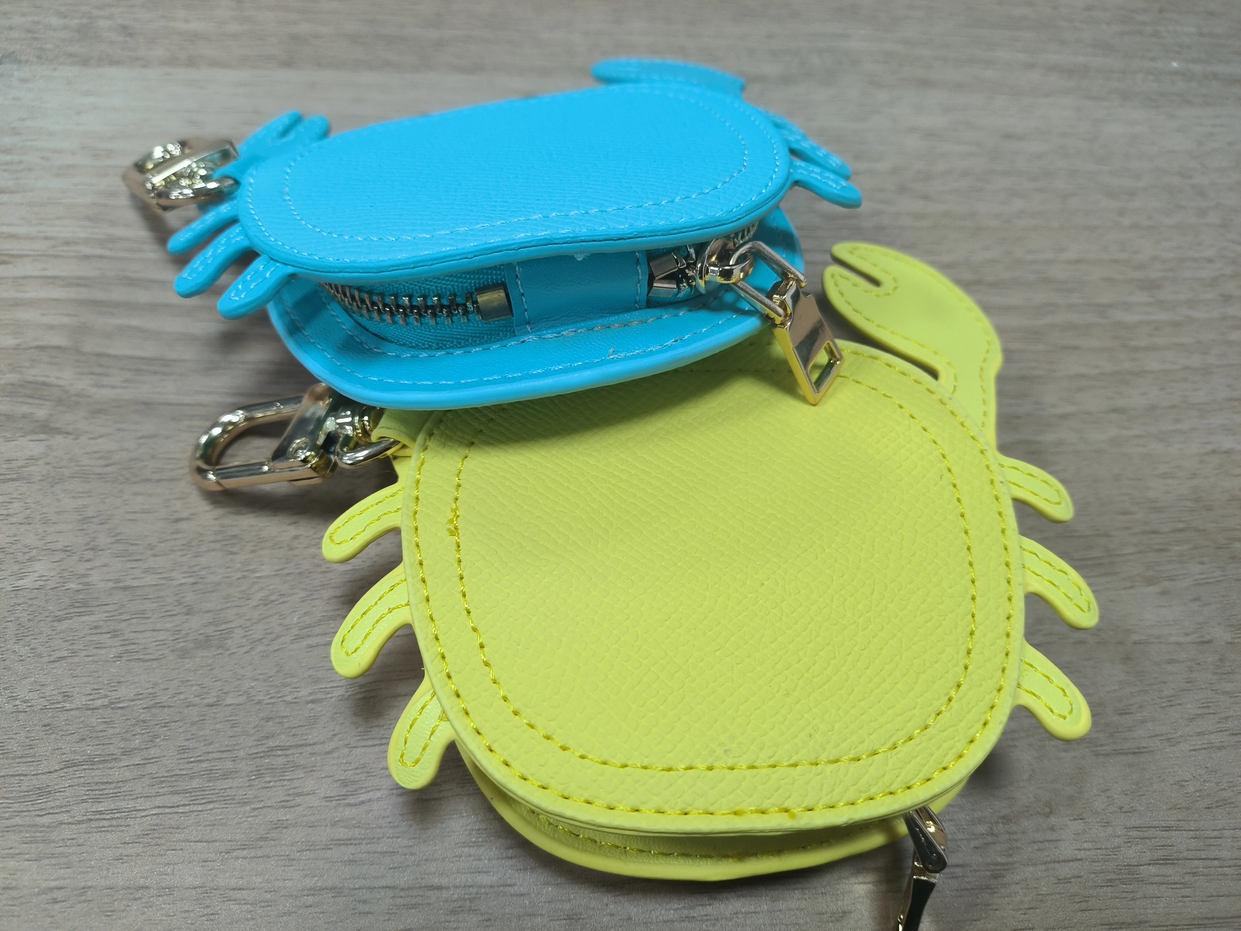 Crab Coin Purse Bag Charm Pendant,Mini Wallet Zipper Pouch for Earphone Storage,Backpack Handbag Hanging Decoration Accessories
