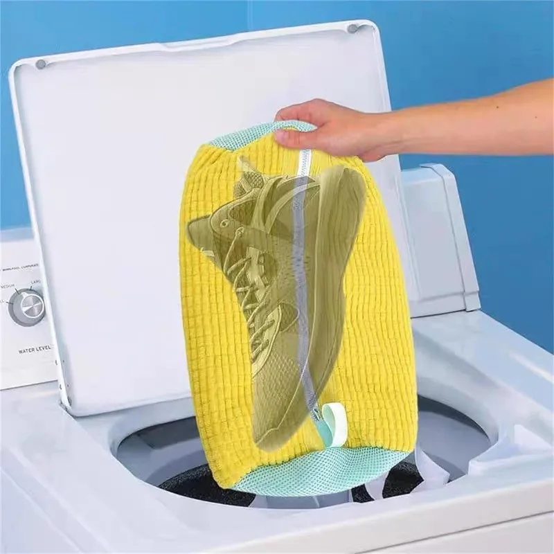 Fluffy Fiber 360 ° Surround Cleaning Shoe Washing Bag - Reusable Durable Machine-Washable Laundry Bag with Zipper Closure(1Pc)