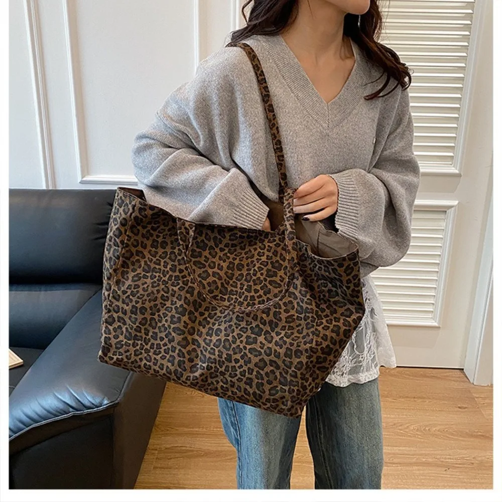 Fashion Leopard Print Shoulder Bag Large Capacity Hand-held Women Tote Bag Texture Underarm Bag Crossbody Bag