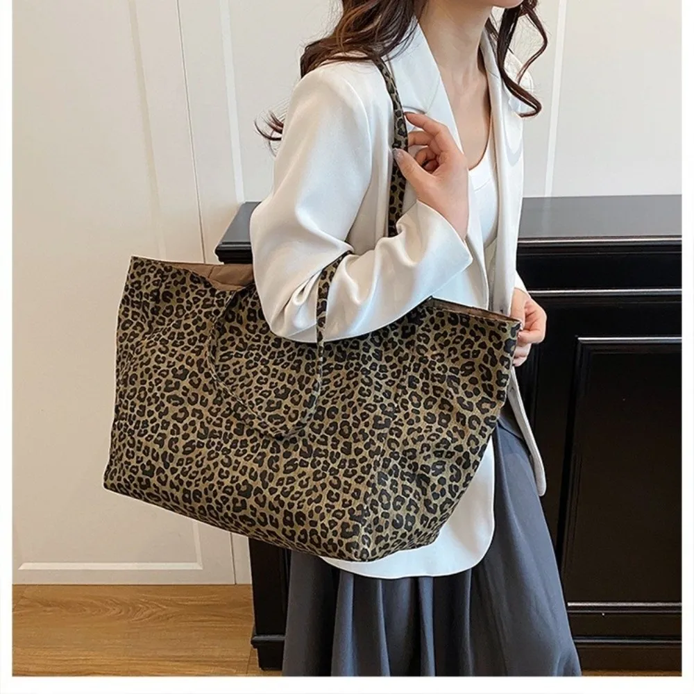 Fashion Leopard Print Shoulder Bag Large Capacity Hand-held Women Tote Bag Texture Underarm Bag Crossbody Bag