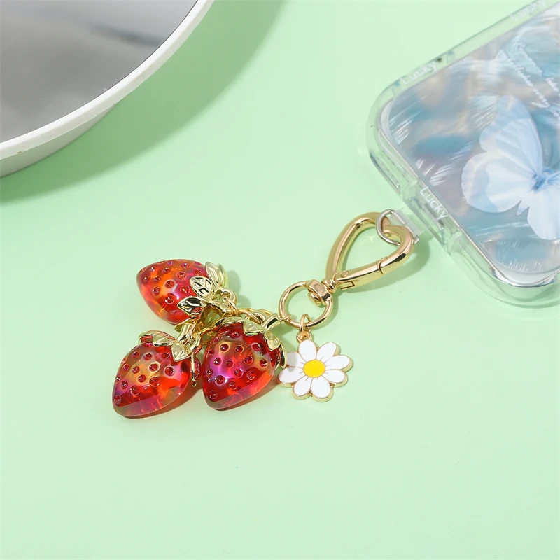 Cute Strawberry Bag Pendant Keychain Heart Flower Daisy Key Chain for Women Girs Bag Pendant Accessories Gift