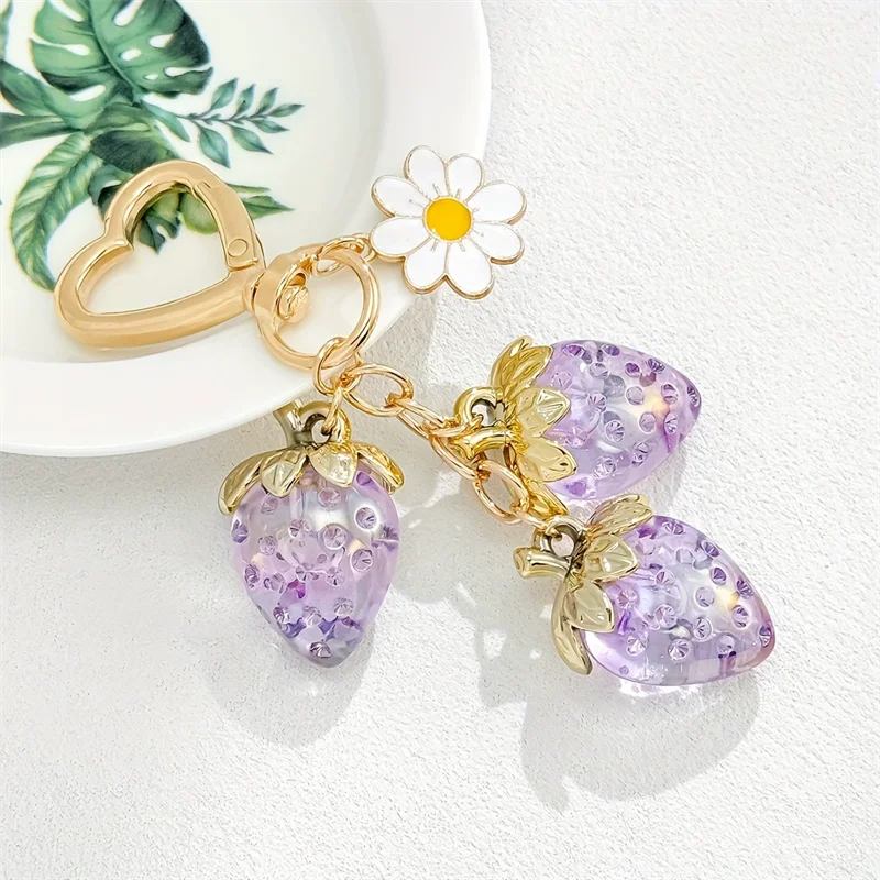 Cute Strawberry Bag Pendant Keychain Heart Flower Daisy Key Chain for Women Girs Bag Pendant Accessories Gift