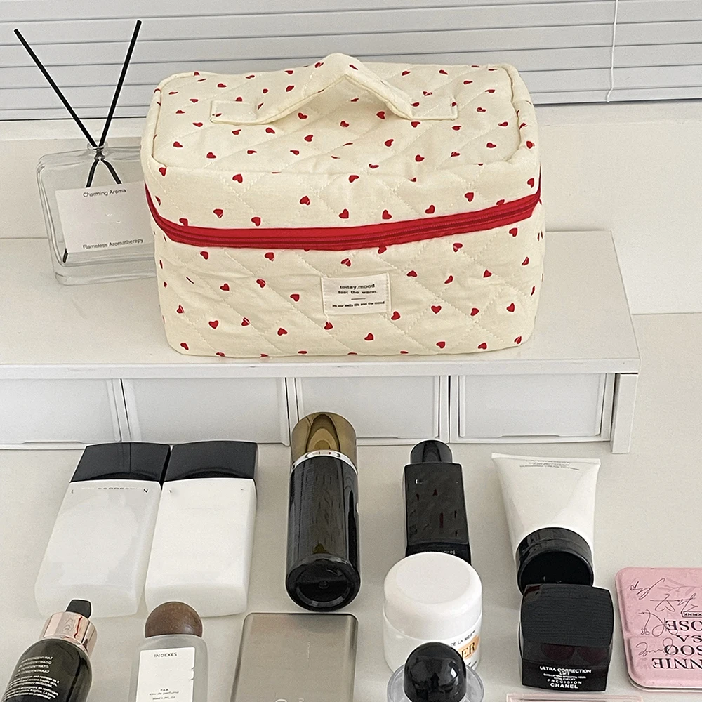 Fashion Ins Heart Women Quilting Makeup Bag Large Capacity Toiletry Cosmetic Storage Pouch Handbag Ladies Zipper Makeup Bag