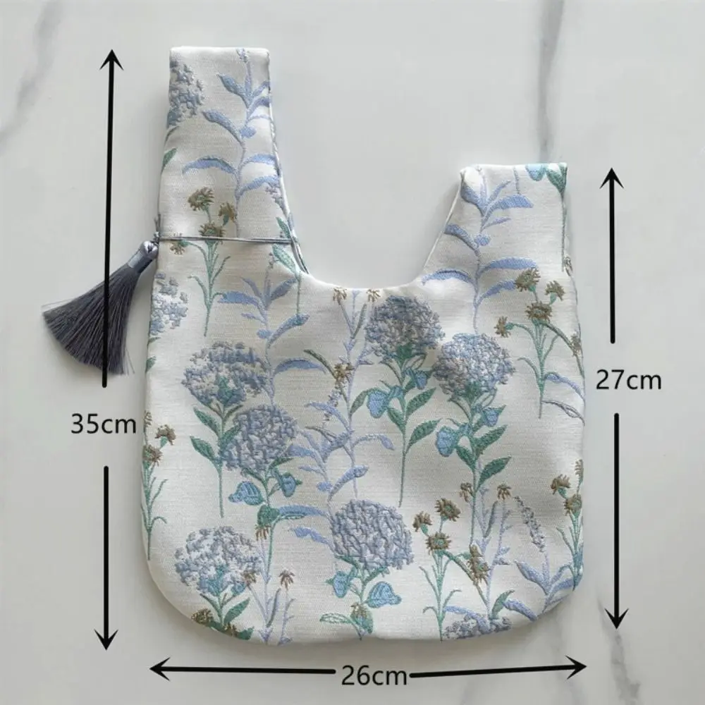 3Colors Tassel Wrist Bag Chinese Style Tassel Pendant Embroidery Hanfu Handbag Cheongsam Accessories Imitation Silk Gift Pouch