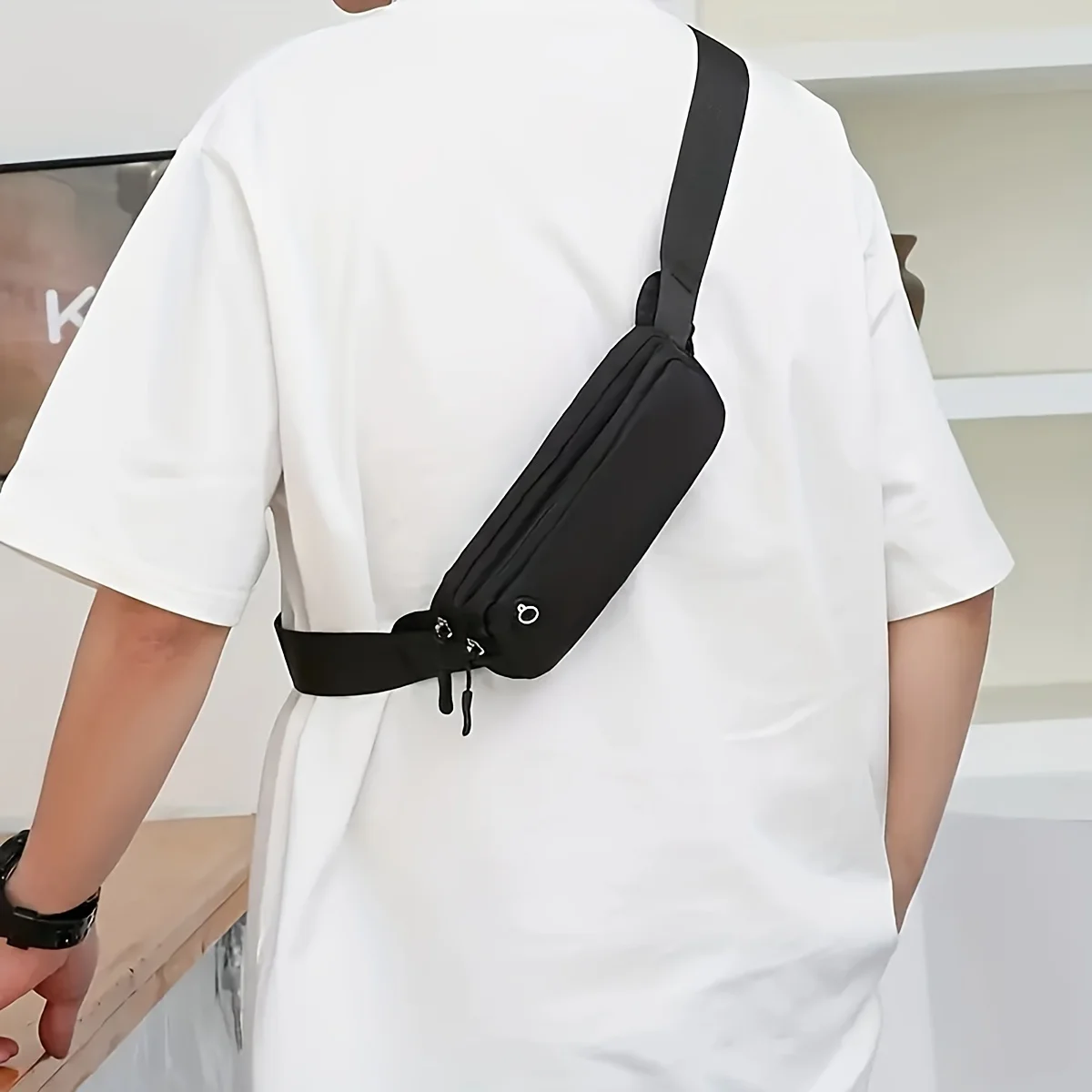 Ultra-thin Fashion Nylon Crossbody Bag Lightweight Commuter Fitness Running Sports Portable Waterproof Crossbody Bag A Package