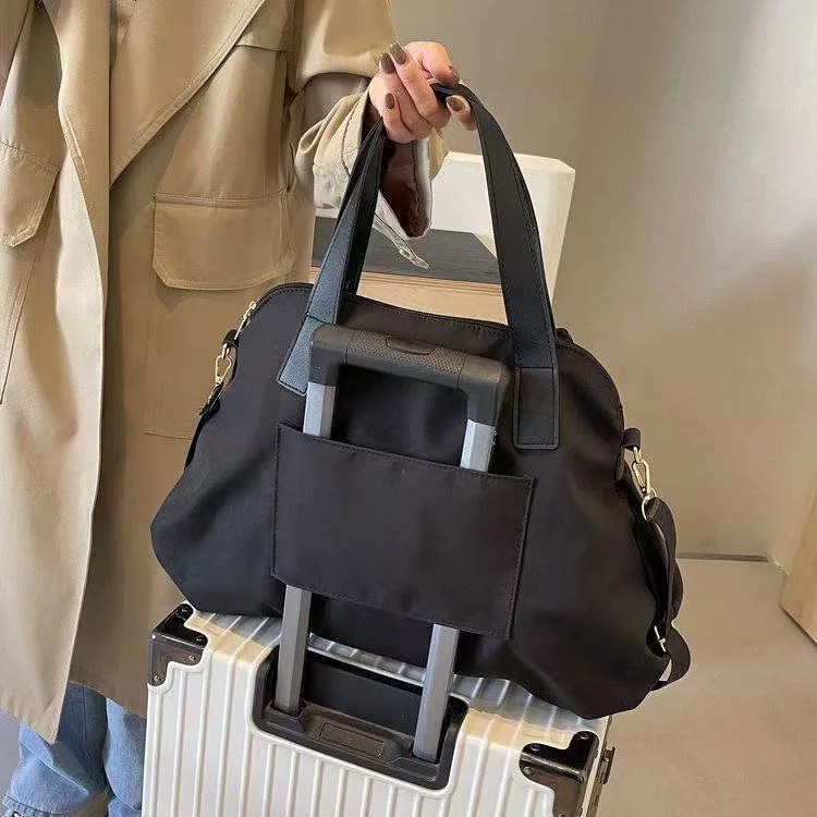 Large-capacity business travel luggage bag, Hello Kitty casual shoulder bag, cartoon tote bag, portable short-trip travel bag