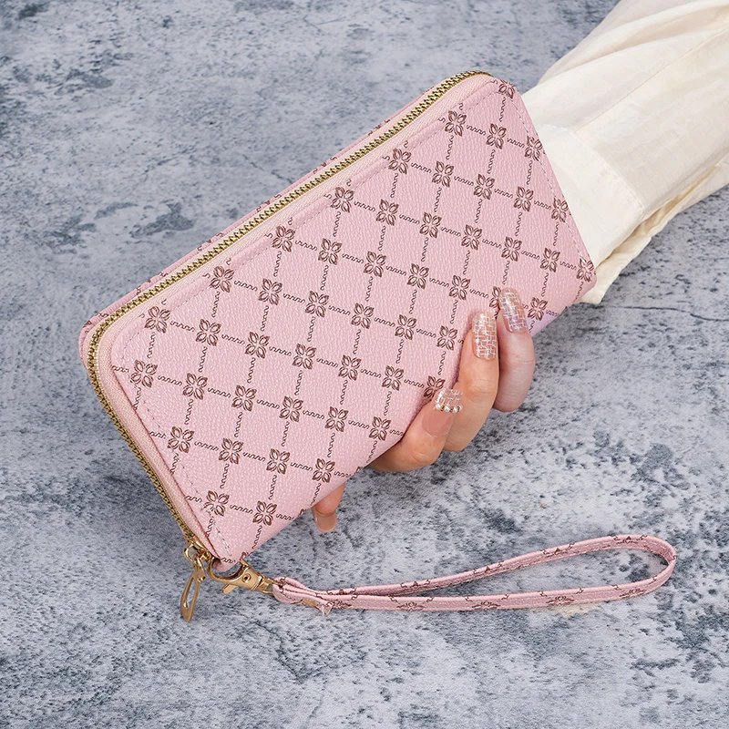 New niche European and American trend printing long large-capacity multifunctional wallet clutch wholesale bag