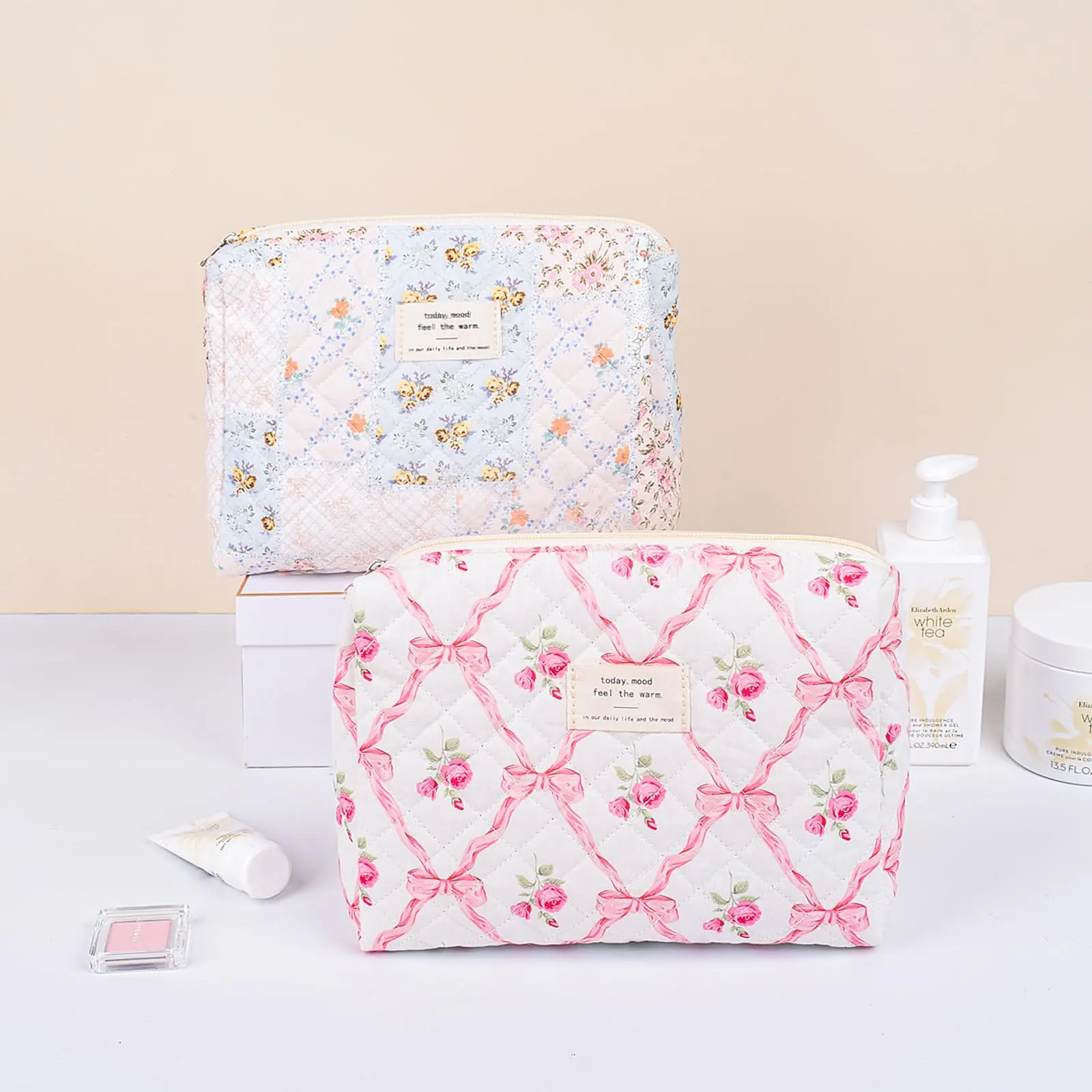 Fashion Vintage Flower Women Makeup Bag Cotton Tote Portable Female Cosmetic Storage Handbag Travel Organizer Zipper Quilted Bag