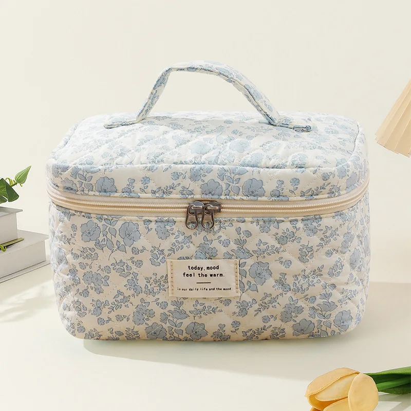 Fashion Vintage Flower Women Makeup Bag Cotton Tote Portable Female Cosmetic Storage Handbag Travel Organizer Zipper Quilted Bag