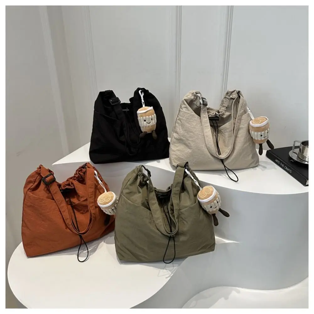 Fashion Travel Casual Nylon Tote Bag Drawstring Shoulder Bag Large Capacity Waterproof Crossbody Bucket Bag Women