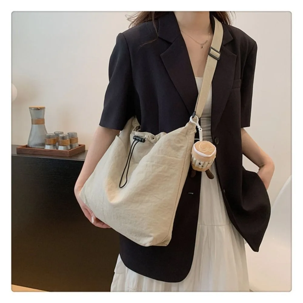 Fashion Travel Casual Nylon Tote Bag Drawstring Shoulder Bag Large Capacity Waterproof Crossbody Bucket Bag Women