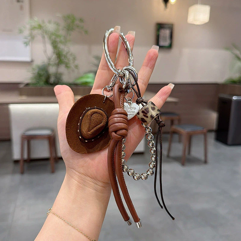 Lucky Cowboy Hat Keychain Pendant Handmade Braided Rope Faux Leather Charm Good Fortune Blessing Decor For Car Keys Bag Purse