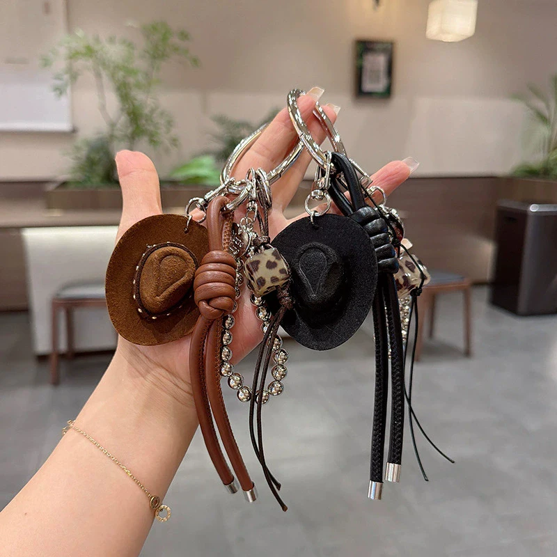 Lucky Cowboy Hat Keychain Pendant Handmade Braided Rope Faux Leather Charm Good Fortune Blessing Decor For Car Keys Bag Purse