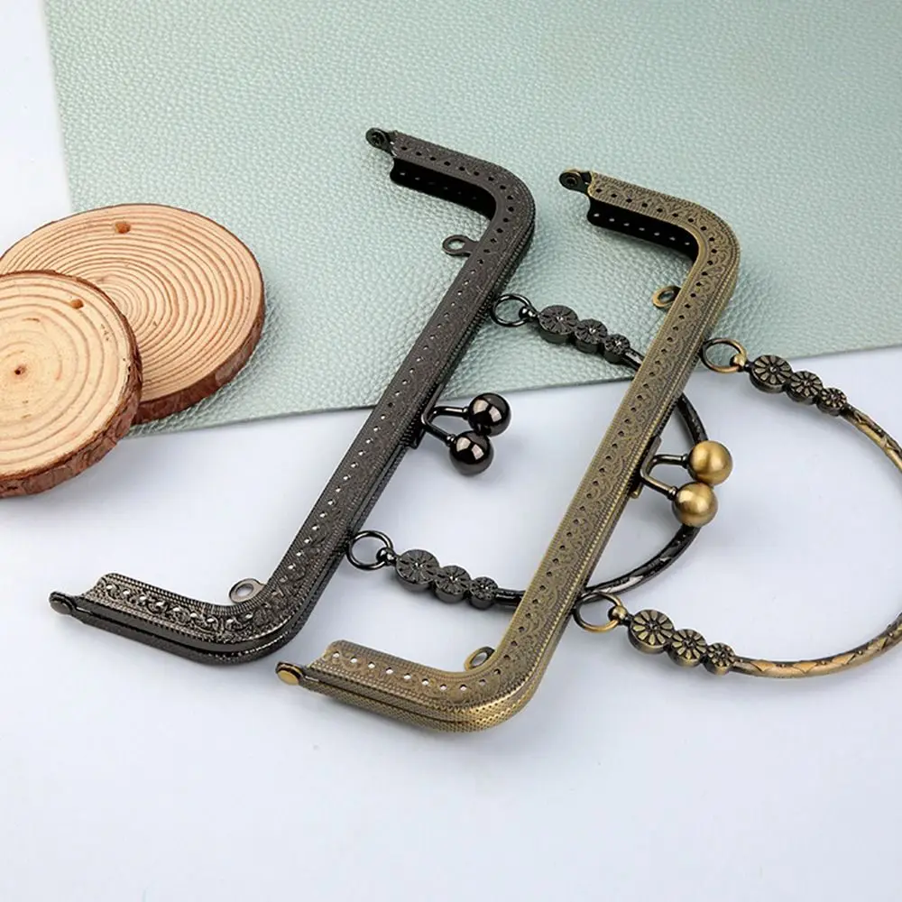 Purse Clasp Frame Bag Kiss Clasp Lock Metal Purse Frame for DIY Craft Purse Bag Making 18CM/20CM