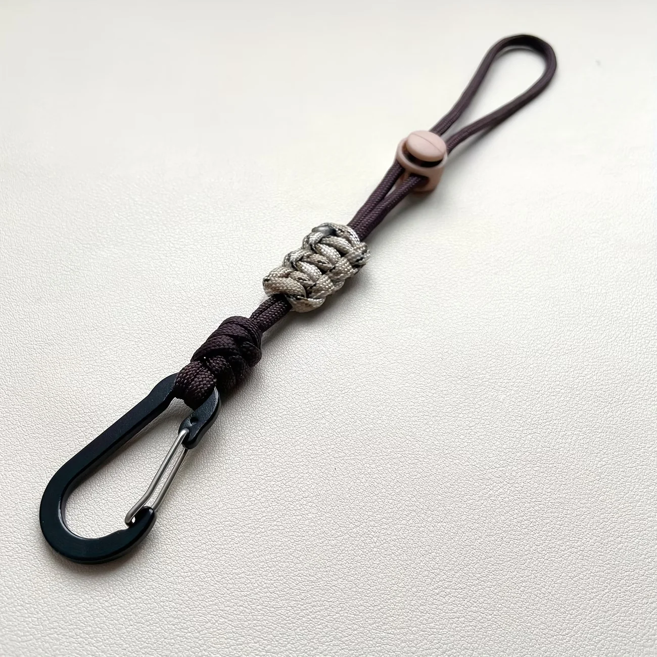 1Pc Water Bottle Holder with Lanyard, Alloy Hook Keychain, Portable Clip for Travel Hiking Backpack Accessory