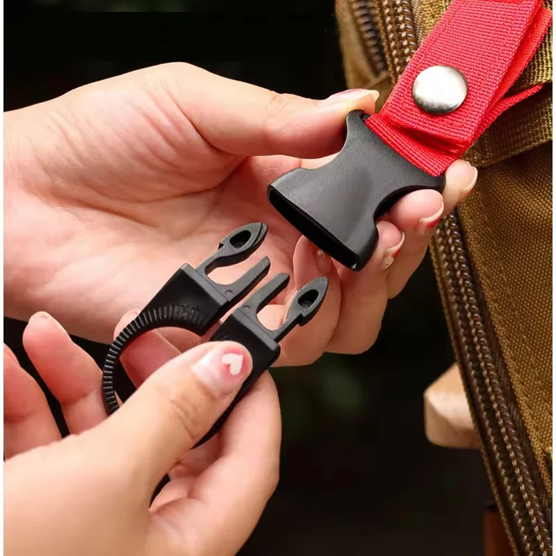Buckle Hook Water Bottle Holder Clip Climbing Carabiner Belt Backpack Hanger Hooks Water Bottle Nylon Webbing Multifunction Wate