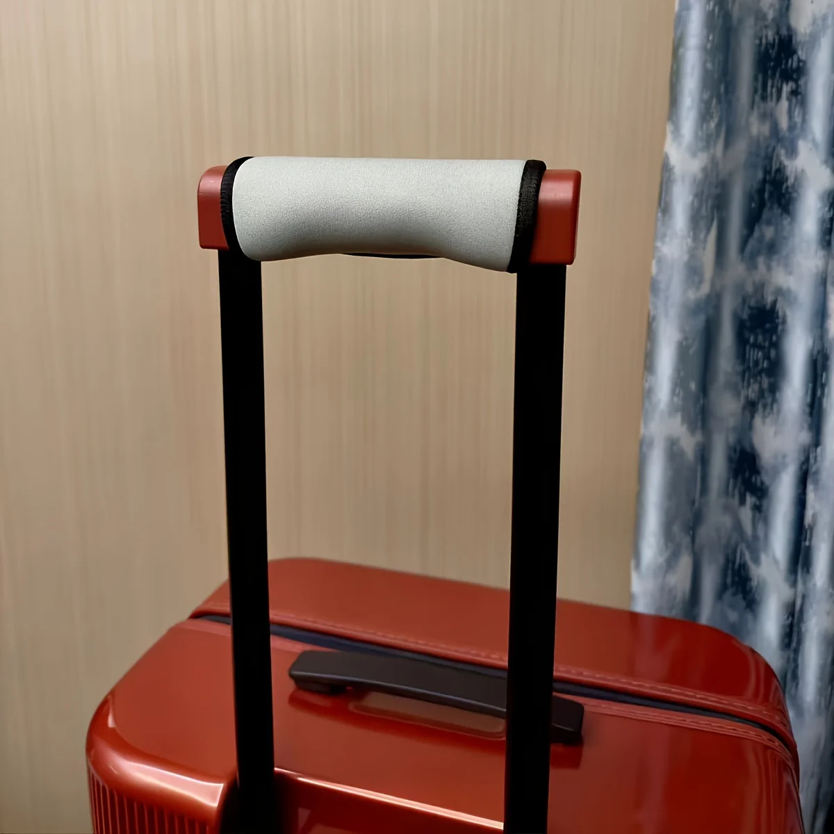 Neoprene Luggage Handle Cover, Handle Protector Cover, Trolley Case Handle Cover, Grip Cover and Baby Stroller Handle Cover