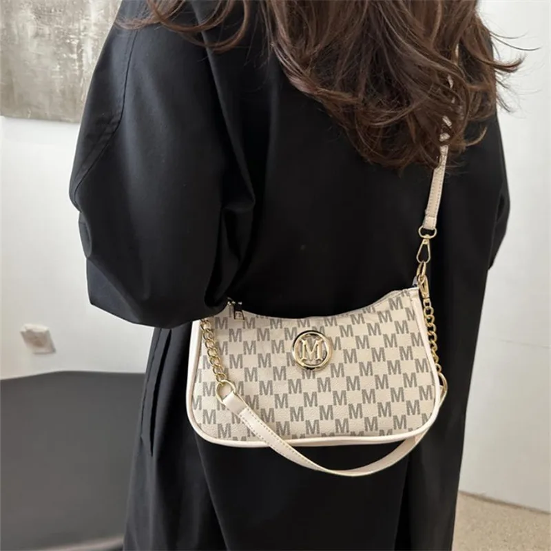 Vintage Style Handbag Crossbody Bag, Gold Letter 'M' Design Pu Leather Shoulder Messenger Bag, Synthetic Leather Tote Bag, Purse