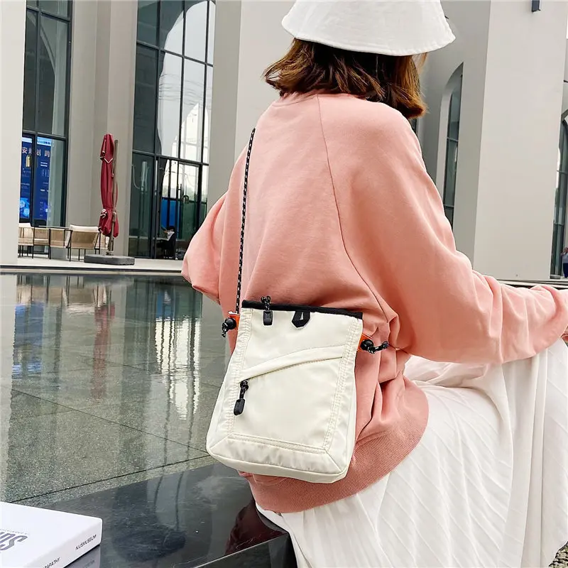 Mini Nylon Crossbody Bag Soft Small Phone Wallet Multifunctional Adjustable Strap Shoulder Bag Crossbody Purse Canvas Purse
