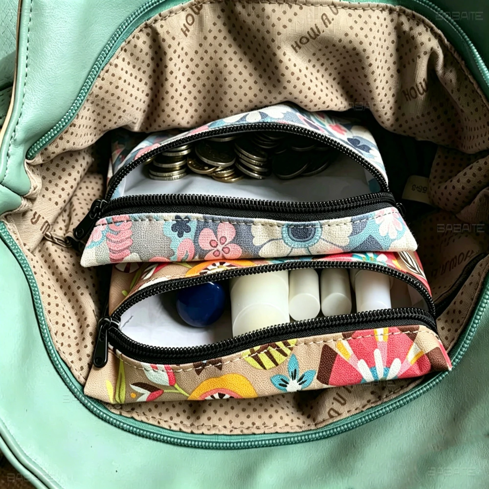 T-TOUS Sweet-Tender Portable Mini Oxford Cloth Coin Purse With Carabiner Hook Zipper Key Card Earphone Storage Wallet
