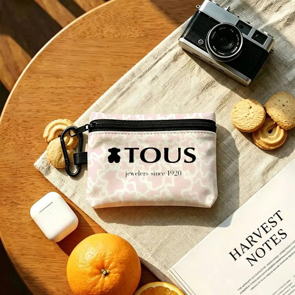 T-TOUS Sweet-Tender Portable Mini Oxford Cloth Coin Purse With Carabiner Hook Zipper Key Card Earphone Storage Wallet