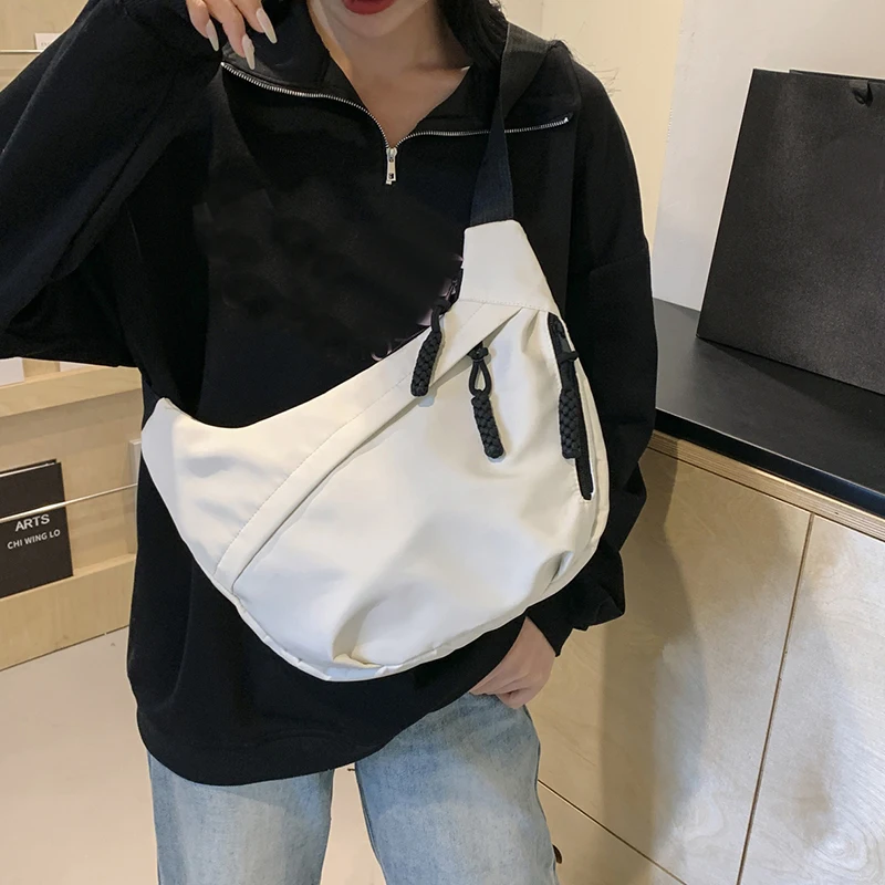 Lady's Cross-Body Phone Bag, Mini Street-Style Small Cross-Body Bag, Lightweight and Casual Shoulder Bag, Shell Bag, Trendy