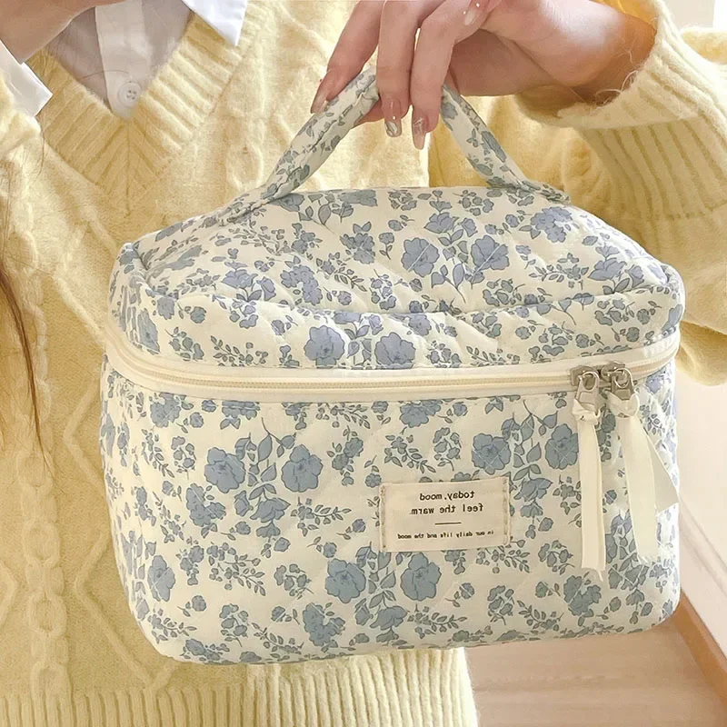 1pcs Cotton Black Flower Women Cosmetic Bag Fabric Storage Bags Small Big Capacity Travel Organzier Pouch Women Makeup Case