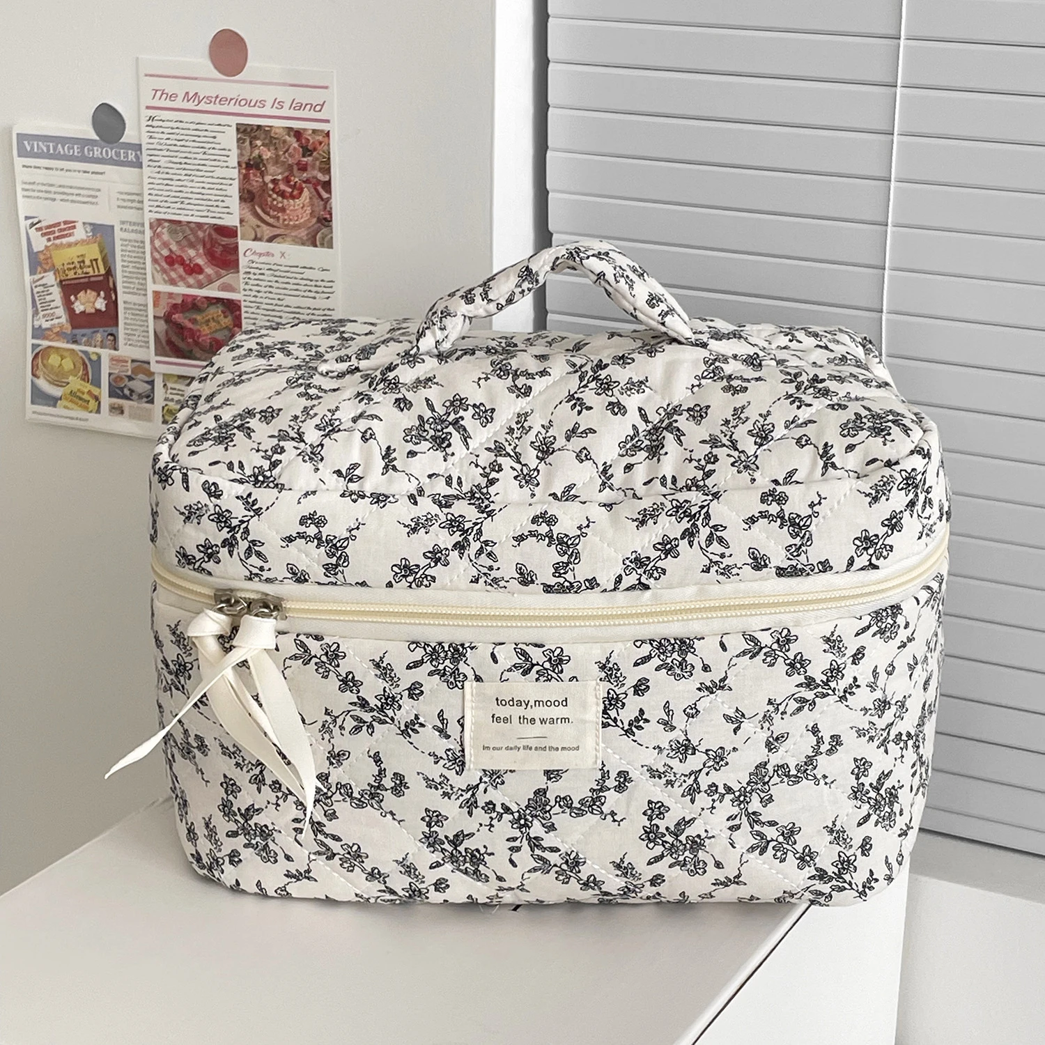 1pcs Cotton Black Flower Women Cosmetic Bag Fabric Storage Bags Small Big Capacity Travel Organzier Pouch Women Makeup Case