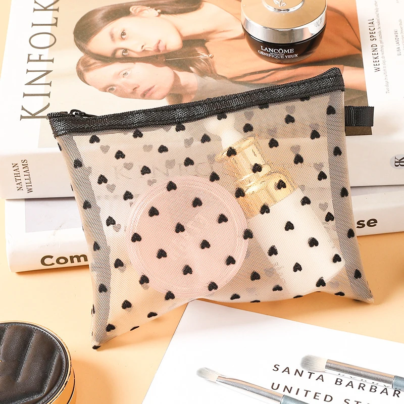 1Pcs Hot Mini Transparent Heart Makeup Bag Women Portable Lipsticks Cosmetic Storage Pouch Ins Clear Ctue Small Make Up Bag
