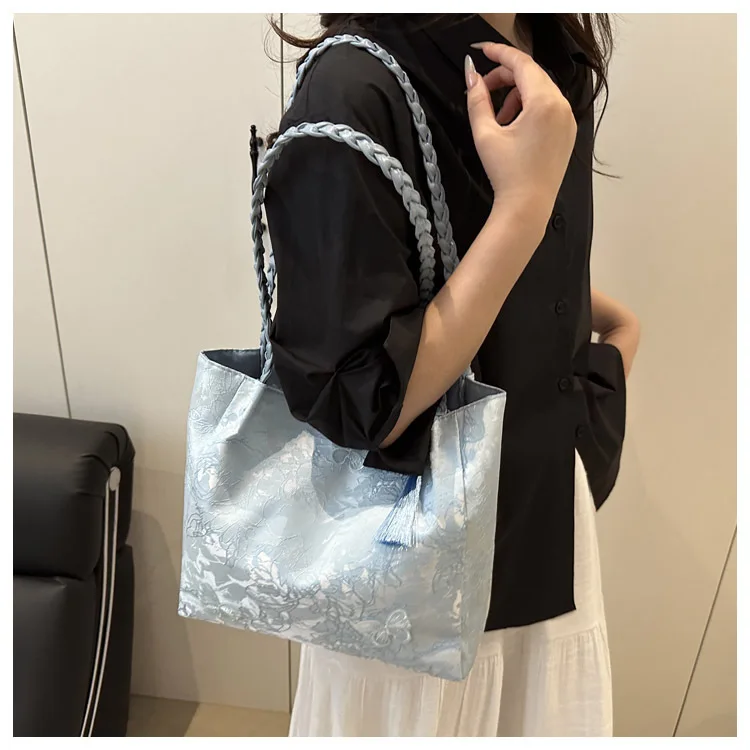 Texture Leisure New Chinese Style Shoulder Bag Antique Versatile Large Capacity Tote Bag Hanfu Element Work Commuter Storage Bag
