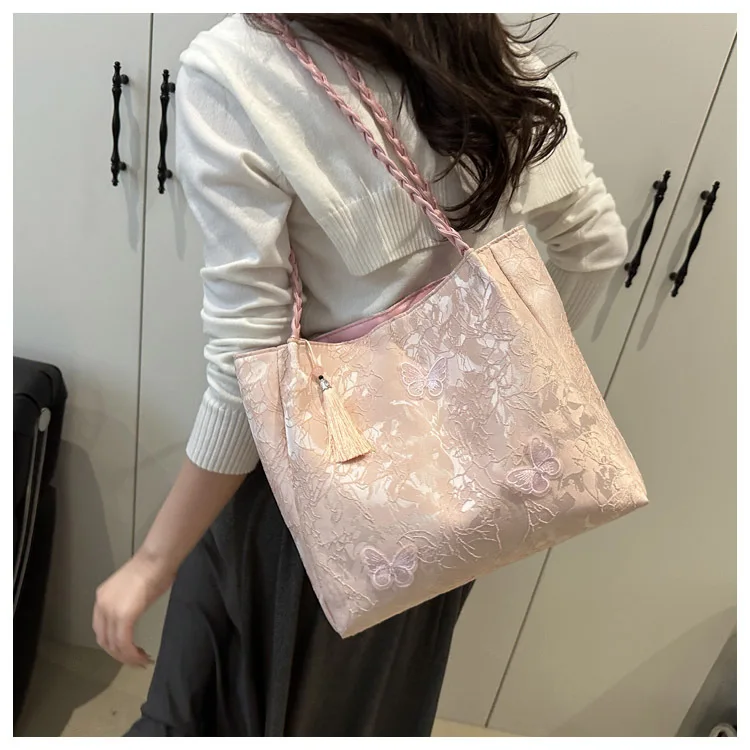 Texture Leisure New Chinese Style Shoulder Bag Antique Versatile Large Capacity Tote Bag Hanfu Element Work Commuter Storage Bag