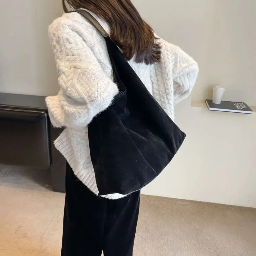 Large Capacity Suede Shoulder Bag Autumn and Winter Vintage Women's Bag Solid Color Simple Versatile Bucket Bag