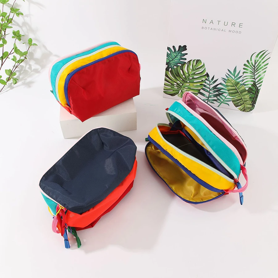 Large Capacity Lightweight Makeup Toiletry Travel Bag Dopamine-Colored Travel Shoulder Bag Waterproof Nylon Toiletry Hanging Ba