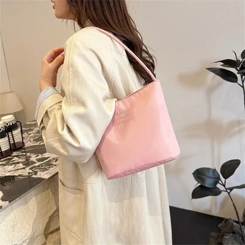 NEW Women's High Capacity Handbag Underarm Handbag Shoulder Bag Waterproof Embroidered Letters Underarm Bag Tote Bags