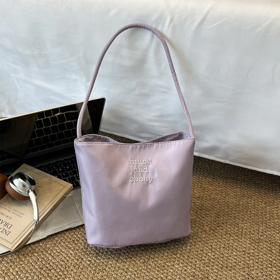 Embroidered Small Square Bag, Bucket-Shaped Nylon Fashion Trendy Commuter Japanese-Style Bucket Bag, New Spring/Summer Single-Shoulder Bag