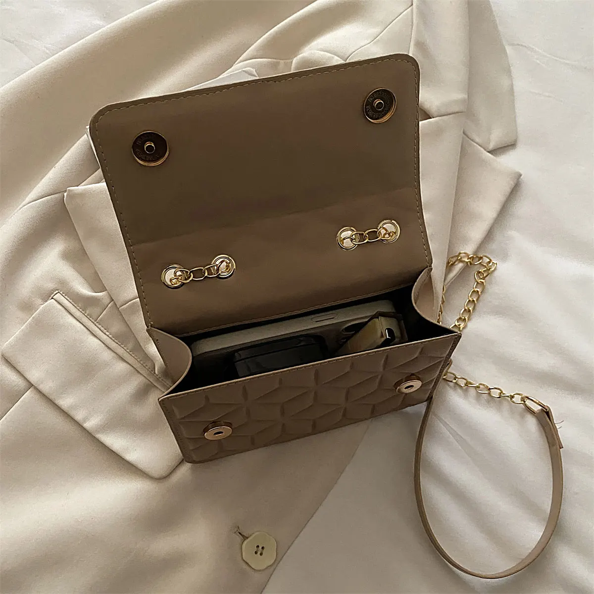 Fashionable Small Fragrant Style Argyle Quilted Small Square Bag Metal Letter Tassel Diagonal Cross Bag Commuter Shoulder Bag