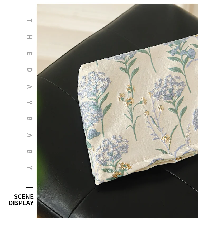 Blue Bouquet Women Makeup Bag, Large Capacity Canvas Toiletry Bag-for Sanitary Napkin & Makeup Supplies Storage,Travel Organizer