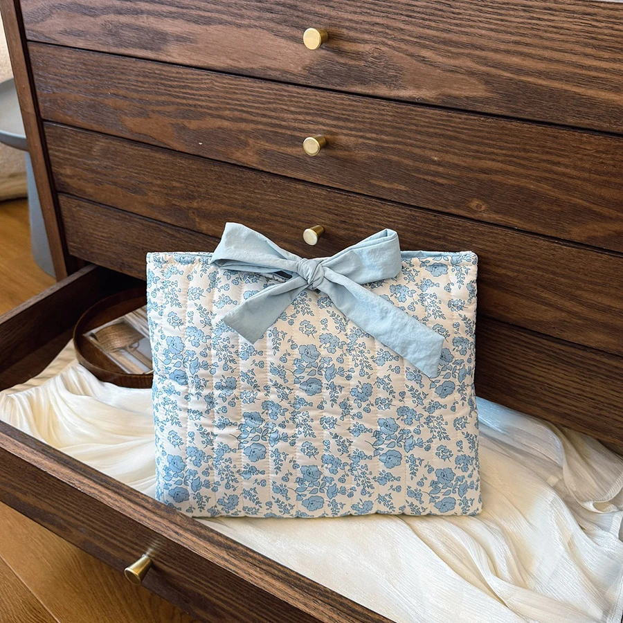 1PC Floral Quilted Makeup Bag with Bow Large Capacity Multifunctional Practical Lightweight College Style Unsealed Lined