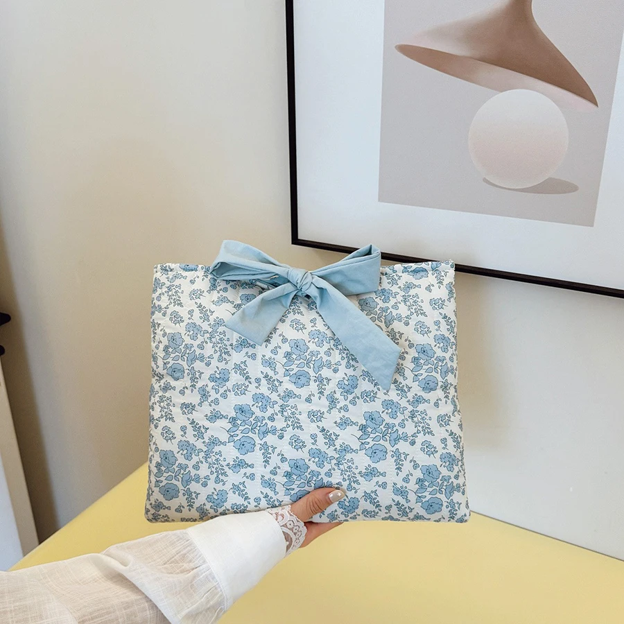 1PC Floral Quilted Makeup Bag with Bow Large Capacity Multifunctional Practical Lightweight College Style Unsealed Lined