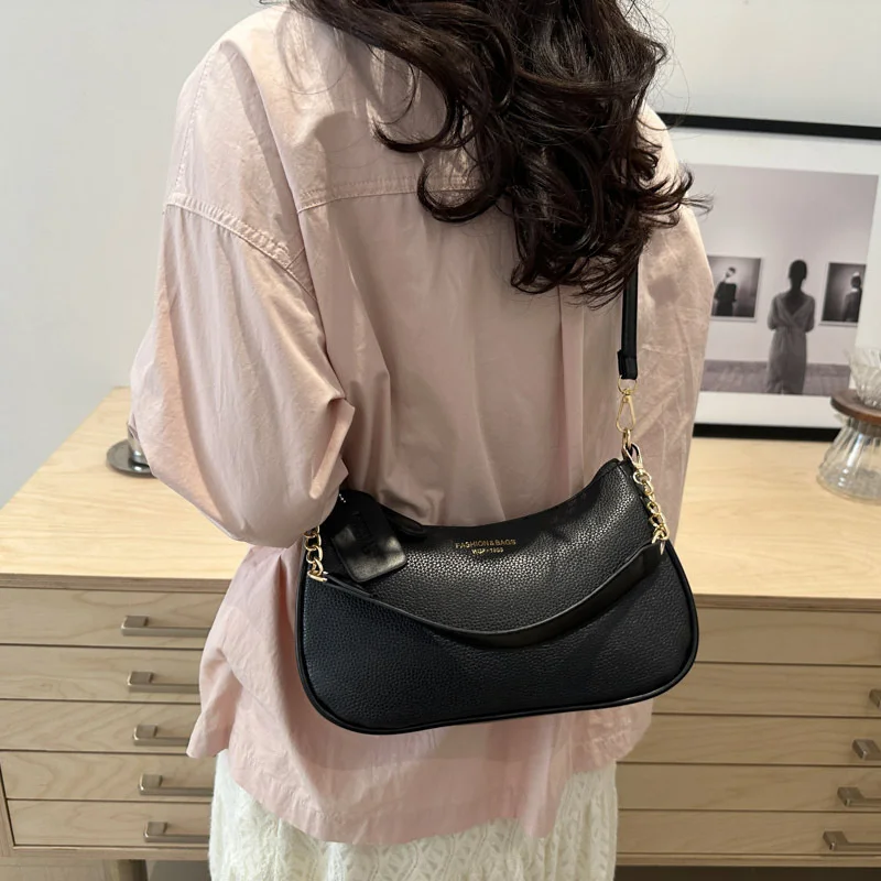 Crossbody Bag for Women Adjustable Strap Crescent Shoulder Bag PU Leather Zipper Closure Casual Handbag for Work Travel