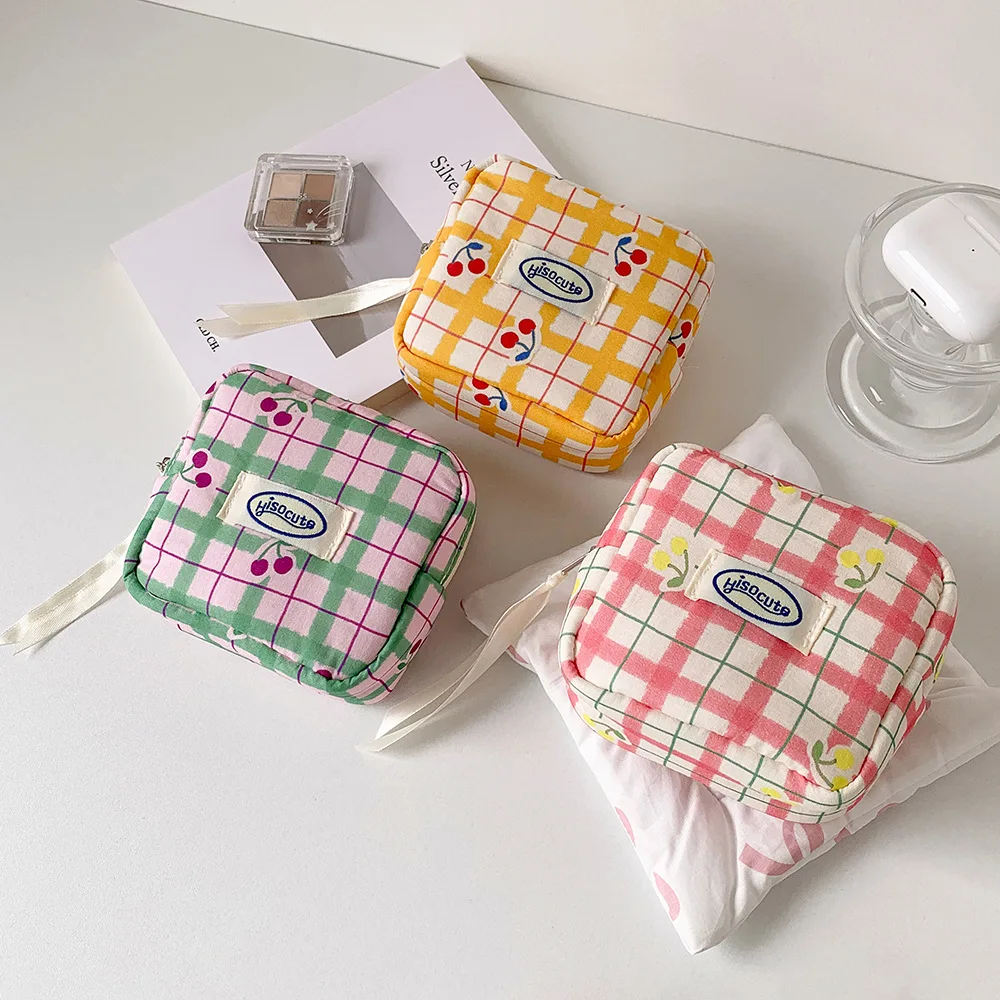 women's Makeup Bags Japanese Cherry Plaid Dopamine Sweet Kawaii Cute Cosmetic Bags Portable Multifunctional Storage Bag For Girl