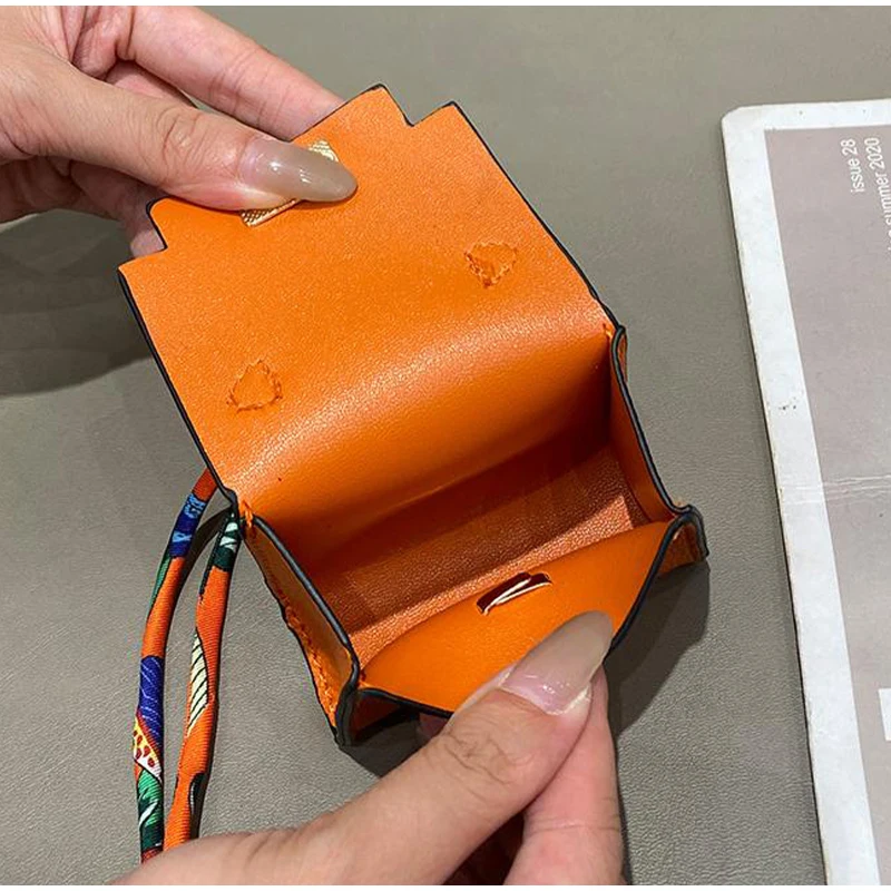 Light Luxury High-end Coin Purses Fashionable Exquisite Bag Accessories New Silk Scarf Bracelet Portable Mini Keychain Pendants