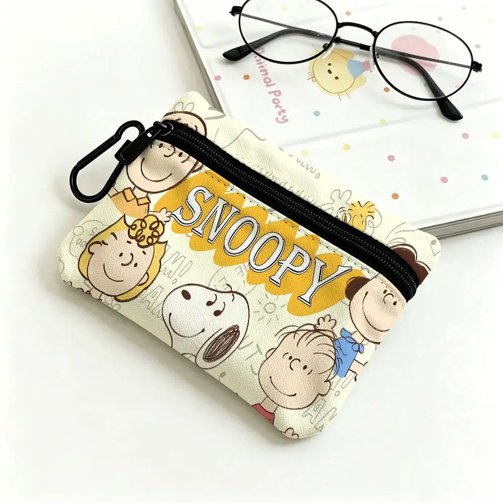 Cartoon Snoopy Lightweight Oxford Fabric Coin Purse With Black Carabiner Hook Mini Card Holder Earphone Storage Pouch