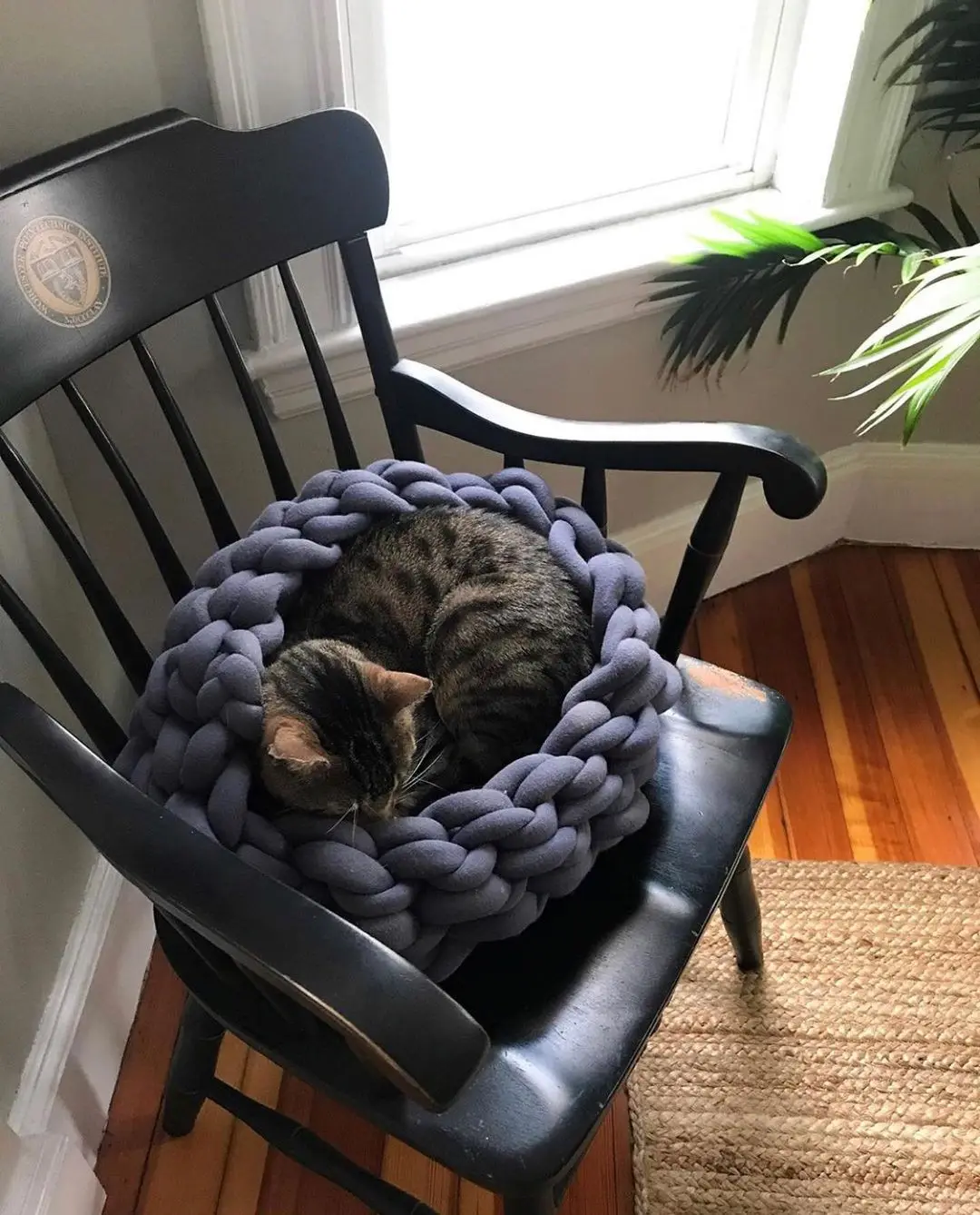 Super Cat Bed Warm Sleeping Cat Nest Soft Long Weave Strap Pet Dog Bed for Dogs Basket Cushion Cat Bed Cat Mat Animals Sleeping