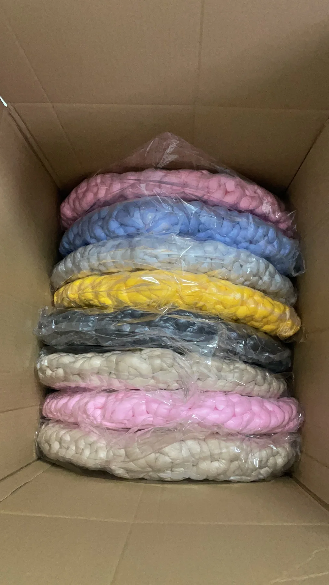 Super Cat Bed Warm Sleeping Cat Nest Soft Long Weave Strap Pet Dog Bed for Dogs Basket Cushion Cat Bed Cat Mat Animals Sleeping