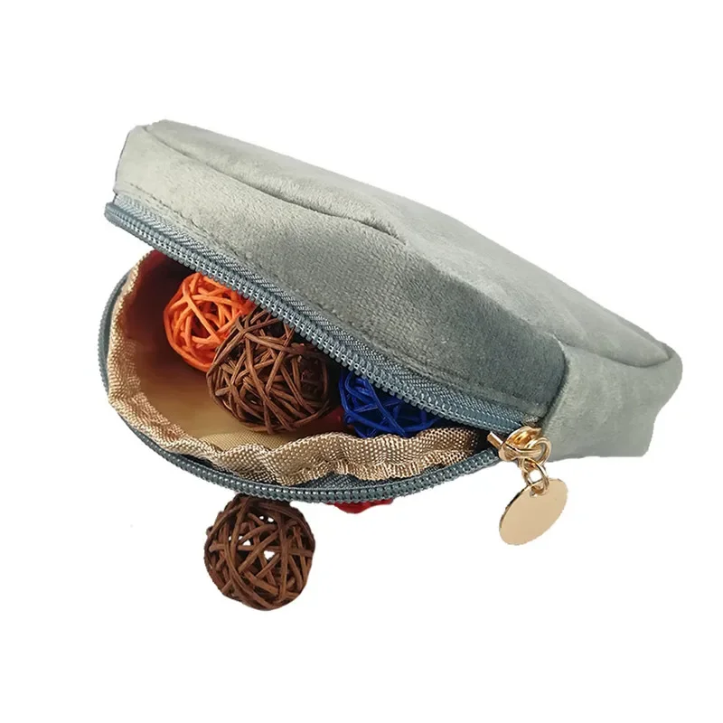 Women's Cosmetic Bag Zipper Velvet Letter Embroidery Solid Make Up Pouch for Cosmetics Toiletry Case Female Make Up Bags