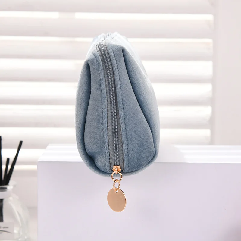 Women's Cosmetic Bag Zipper Velvet Letter Embroidery Solid Make Up Pouch for Cosmetics Toiletry Case Female Make Up Bags