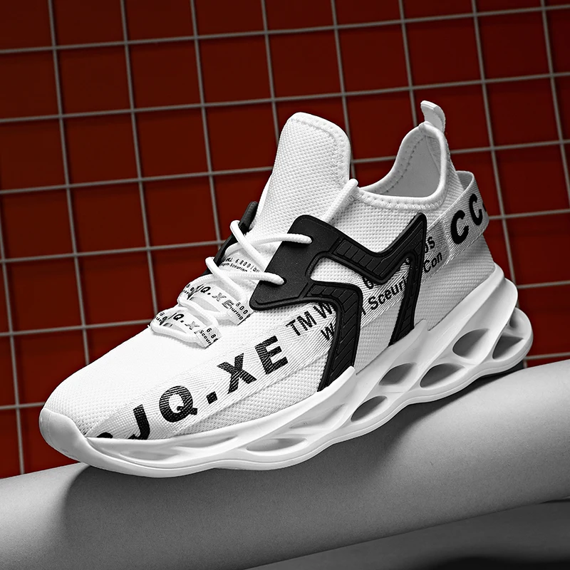 MAEDEF 2024 Men Running Sneakers Lightweight Sport Shoes Classical Mesh Breathable Casual Shoes Male Fashion Moccasins Sneakers