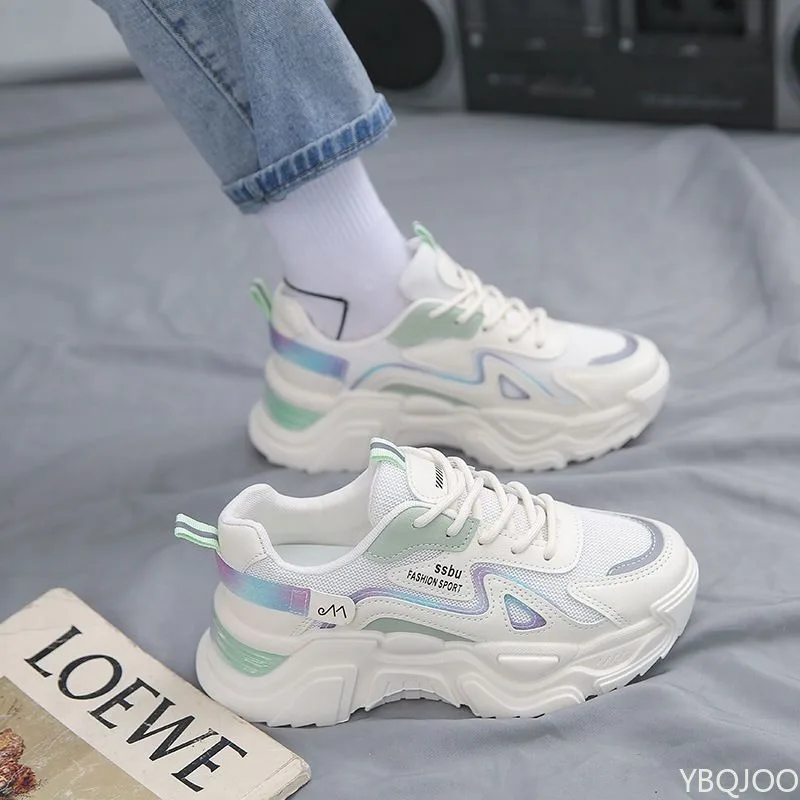 Large Size Autumn Fashion Breathable Lightweight Casual Comfortable Women's Shoes Versatile Flat Bottom Women's Sports Dad Shoes